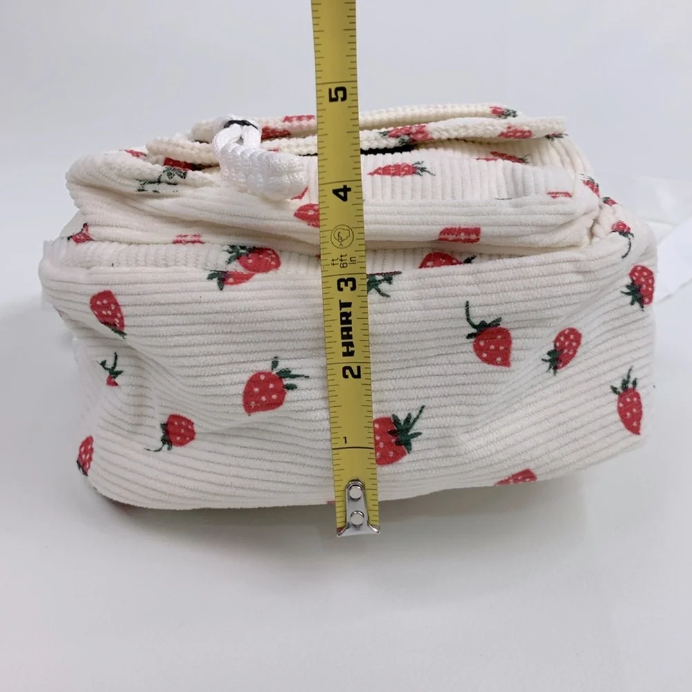 N/A strawberry print